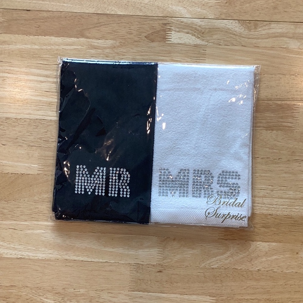 Mr & Mrs Rhinestone Cotton Napkin Set - Black and White